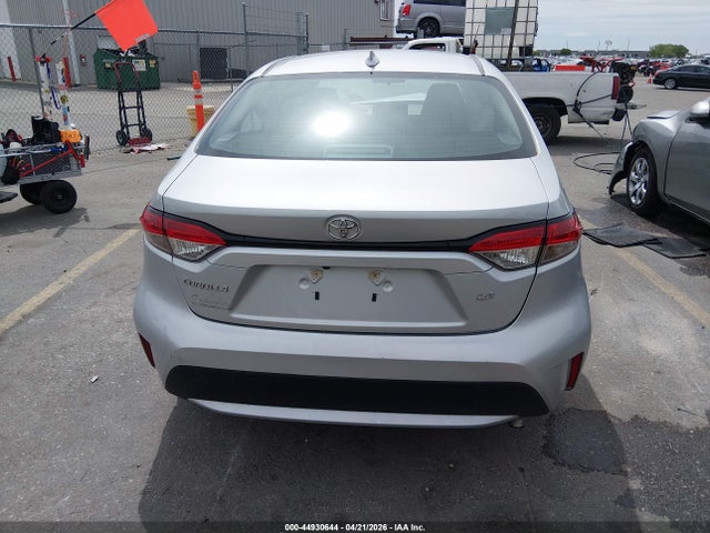 5YFEPMAE2MP232548 Toyota COROLLA LE