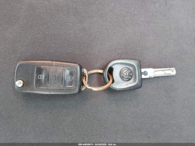 Aukcja sprzedaży 2002 Volkswagen New Beetle Gls, vin: 3VWCB21C12M416843, numer aukcji: 44930674