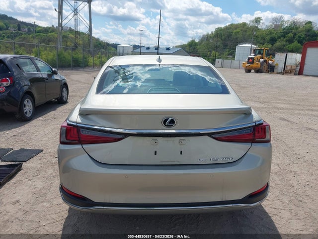 Продажа на аукционе авто 2021 Lexus Es 250, vin: 58AD11D18MU001620, номер лота: 44930697