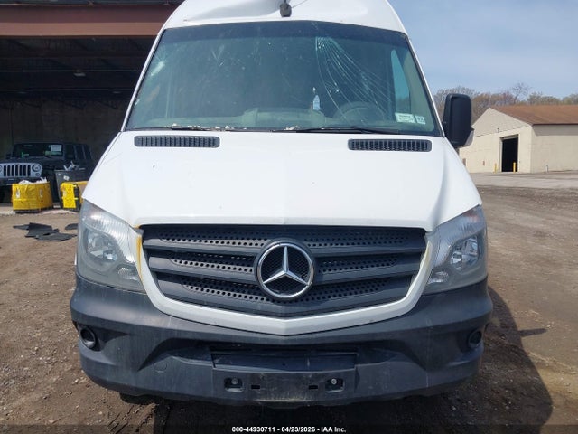 Продажа на аукционе авто 2017 Mercedes-benz Sprinter 2500 Standard Roof V6, vin: WD4PE7CD5HP525460, номер лота: 44930711