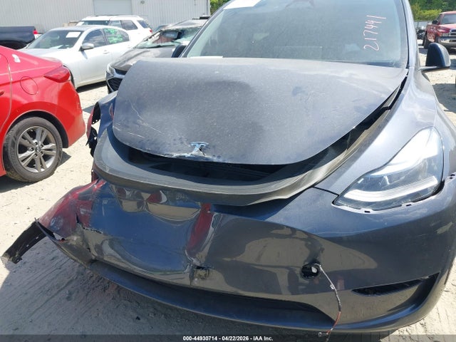 Продажа на аукционе авто 2024 Tesla Model Y Long Range Dual Motor All-wheel Drive, vin: 7SAYGDEE5RA217441, номер лота: 44930714