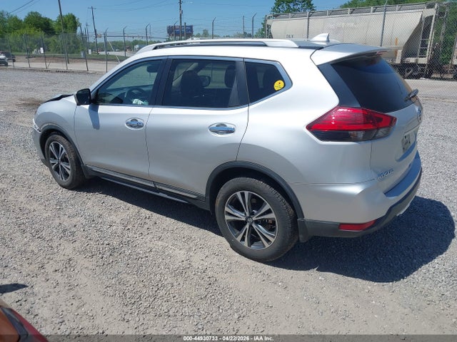 5N1AT2MV1HC747058 Nissan Rogue Sl