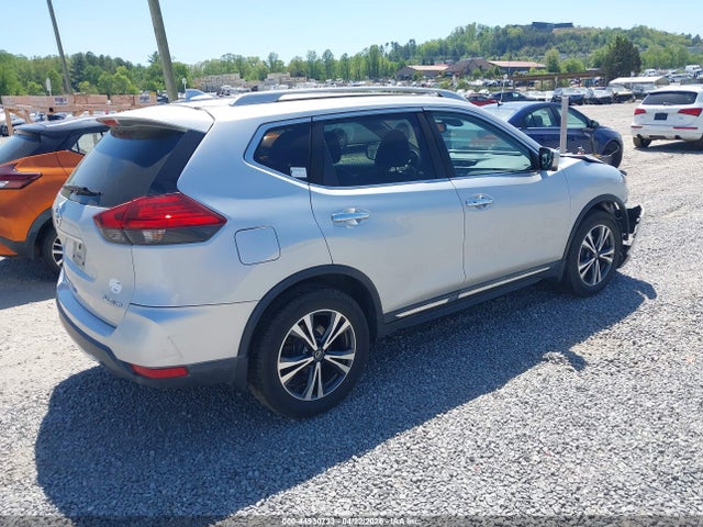 5N1AT2MV1HC747058 Nissan Rogue Sl