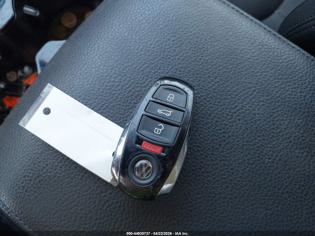 Aukcja sprzedaży 2012 Volkswagen Touareg Tdi Sport, vin: WVGFK9BP4CD004273, numer aukcji: 44930737