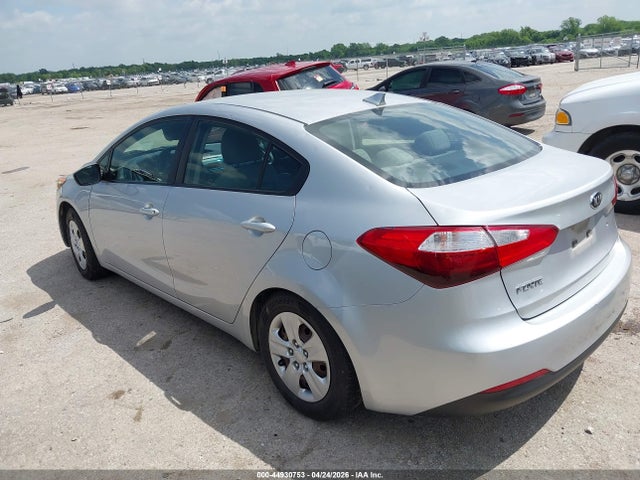 Aukcja sprzedaży 2015 Kia Forte Lx, vin: KNAFK4A66F5375074, numer aukcji: 44930753