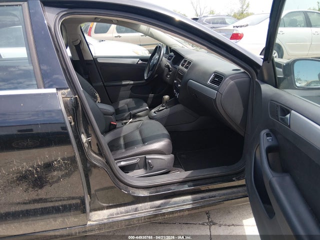 Aukcja sprzedaży 2013 Volkswagen Jetta 2.5l Se, vin: 3VWDX7AJ4DM257367, numer aukcji: 44930768
