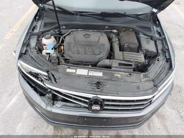Aukcja sprzedaży 2018 Volkswagen Passat 2.0t Se, vin: 1VWBA7A37JC015177, numer aukcji: 44930813