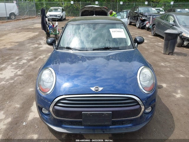 Продаж на аукціоні авто 2016 Mini Hardtop Cooper, vin: WMWXP5C53G2D14772, номер лоту: 44930863