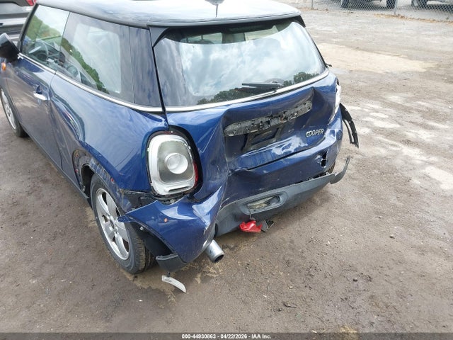 Продаж на аукціоні авто 2016 Mini Hardtop Cooper, vin: WMWXP5C53G2D14772, номер лоту: 44930863
