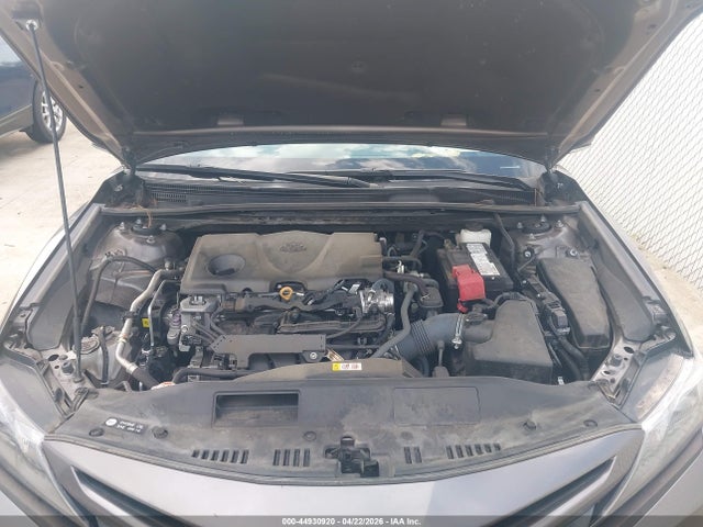 44930920 :رقم المزاد ، 4T1G11AK3NU672129 vin ، 2022 Toyota Camry Se مزاد بيع