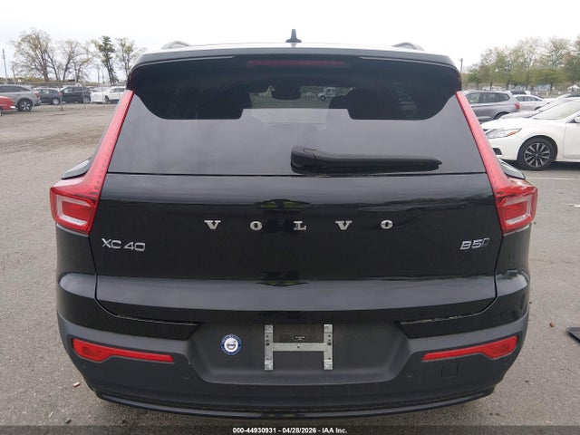 Продаж на аукціоні авто 2024 Volvo Xc40 B5 Core Dark Theme, vin: YV4L12UK1R2311095, номер лоту: 44930931