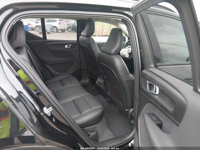 Продаж на аукціоні авто 2024 Volvo Xc40 B5 Core Dark Theme, vin: YV4L12UK1R2311095, номер лоту: 44930931