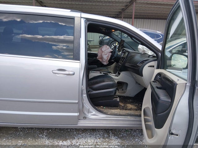 44930951 :رقم المزاد ، 2C4RDGCG2HR749123 vin ، 2017 Dodge Grand Caravan Sxt مزاد بيع