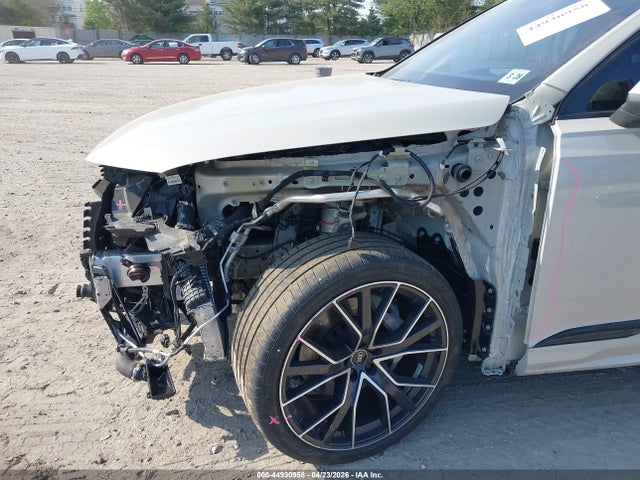 44930958 :رقم المزاد ، WA1VXBF76PD013141 vin ، 2023 Audi Q7 Prestige 55 Tfsi Quattro Tiptronic مزاد بيع