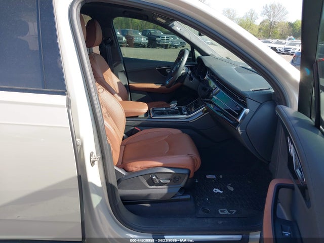 44930958 :رقم المزاد ، WA1VXBF76PD013141 vin ، 2023 Audi Q7 Prestige 55 Tfsi Quattro Tiptronic مزاد بيع
