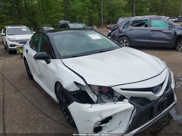 Продажа на аукционе авто 2021 Toyota Camry Xse Hybrid, vin: 4T1K31AK3MU022140, номер лота: 44930994