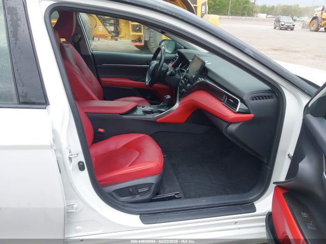Продажа на аукционе авто 2021 Toyota Camry Xse Hybrid, vin: 4T1K31AK3MU022140, номер лота: 44930994