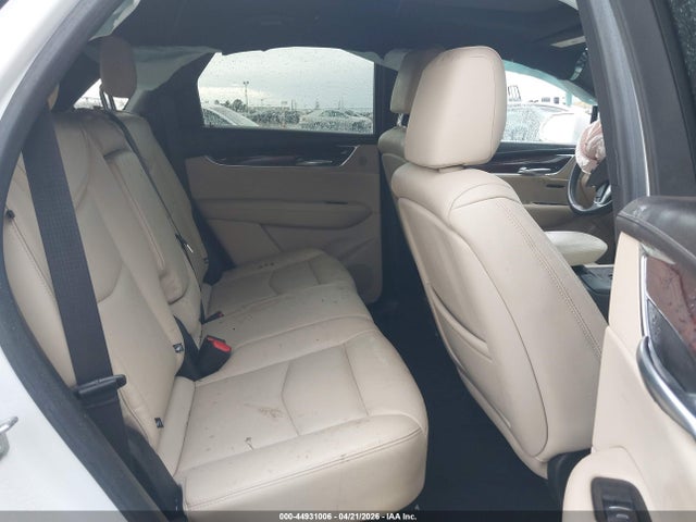 1GYKNFRS4JZ181774 Cadillac Xt5 Premium Luxury