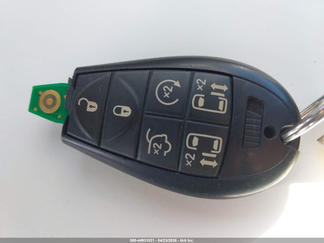 Продажа на аукционе авто 2010 Chrysler Town & Country Touring Plus, vin: 2A4RR8DX3AR353272, номер лота: 44931021