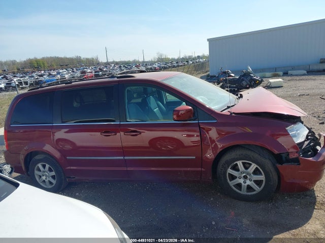 Продажа на аукционе авто 2010 Chrysler Town & Country Touring Plus, vin: 2A4RR8DX3AR353272, номер лота: 44931021