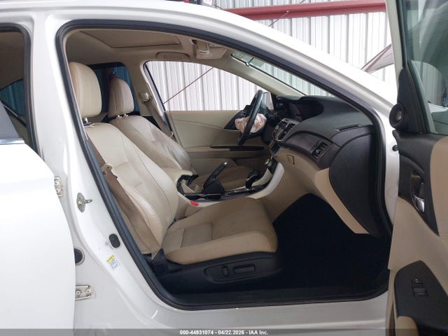Продажа на аукционе авто 2014 Honda Accord Ex-l, vin: 1HGCR2F88EA221120, номер лота: 44931074