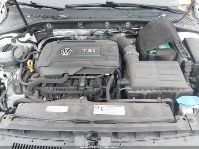 44931084 :رقم المزاد ، 3VW4T7AU3GM018452 vin ، 2016 Volkswagen Golf Gti S 4-door مزاد بيع