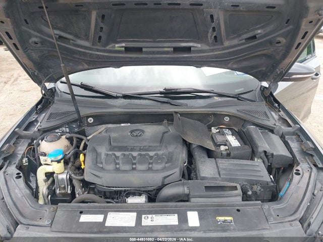 Продажа на аукционе авто 2018 Volkswagen Passat 2.0t R-line/2.0t S, vin: 1VWAA7A33JC012899, номер лота: 44931092