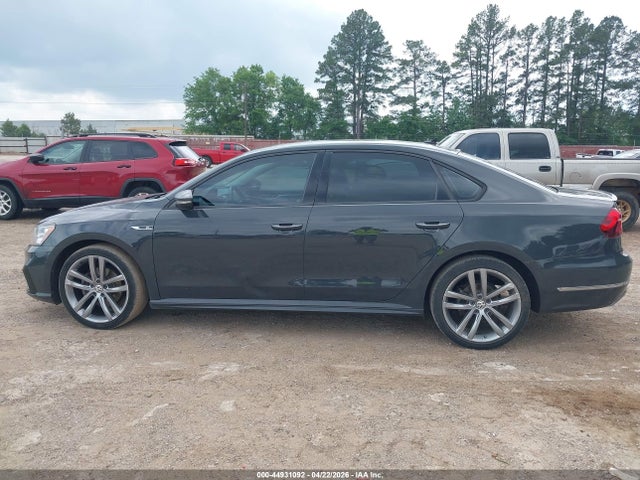 Продажа на аукционе авто 2018 Volkswagen Passat 2.0t R-line/2.0t S, vin: 1VWAA7A33JC012899, номер лота: 44931092