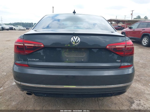 Продажа на аукционе авто 2018 Volkswagen Passat 2.0t R-line/2.0t S, vin: 1VWAA7A33JC012899, номер лота: 44931092