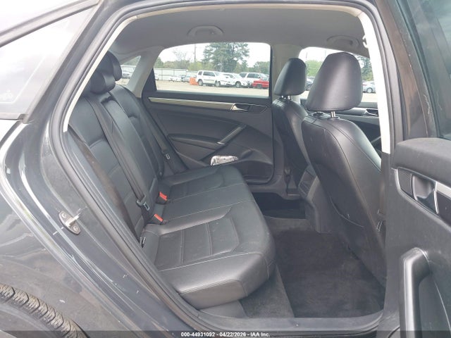 Продажа на аукционе авто 2018 Volkswagen Passat 2.0t R-line/2.0t S, vin: 1VWAA7A33JC012899, номер лота: 44931092