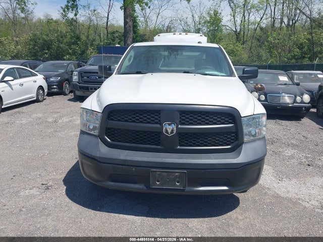 Продаж на аукціоні авто 2019 Ram 1500 Classic Tradesman  4x2 6'4 Box, vin: 3C6JR6AG1KG504684, номер лоту: 44931114