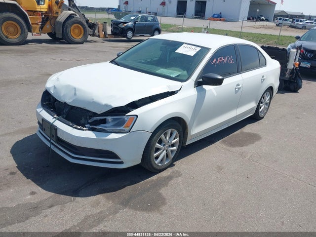 3VWD17AJ3FM258871 Volkswagen Jetta 1.8t Se