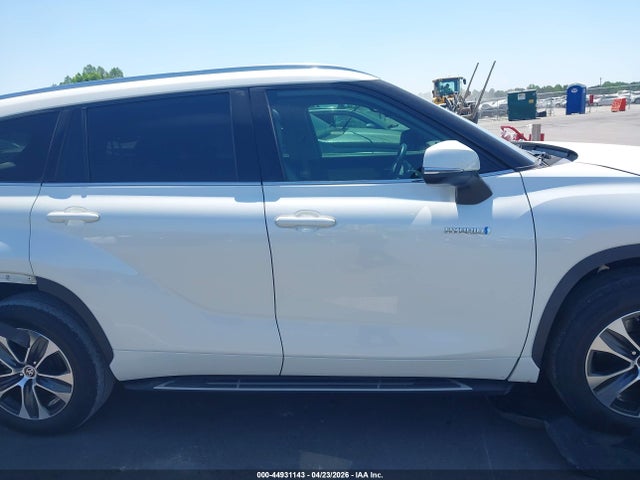 Продажа на аукционе авто 2020 Toyota Highlander Hybrid Xle, vin: 5TDGARAH5LS502265, номер лота: 44931143