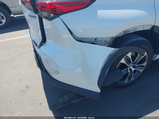 Продажа на аукционе авто 2020 Toyota Highlander Hybrid Xle, vin: 5TDGARAH5LS502265, номер лота: 44931143