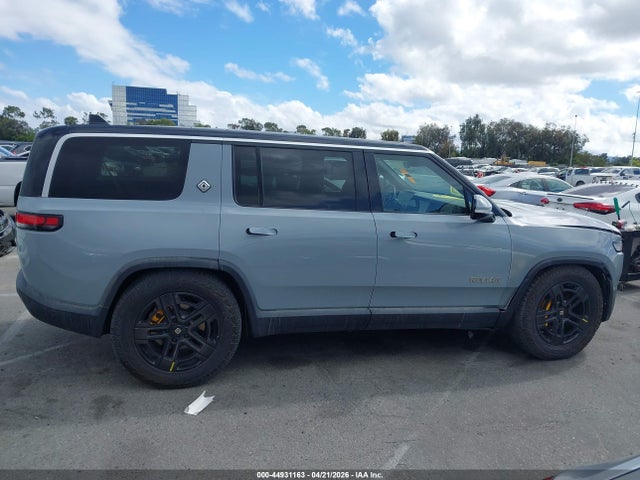7PDSGABA0PN019590 Rivian R1s Adventure
