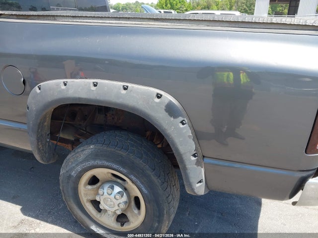44931202 :رقم المزاد ، 3D7LU38CX4G230315 vin ، 2004 Dodge Ram 3500 Slt/laramie مزاد بيع