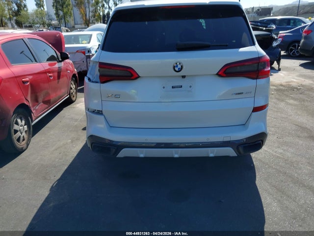 5UXCR4C04LLE31046 BMW X5 Sdrive40i