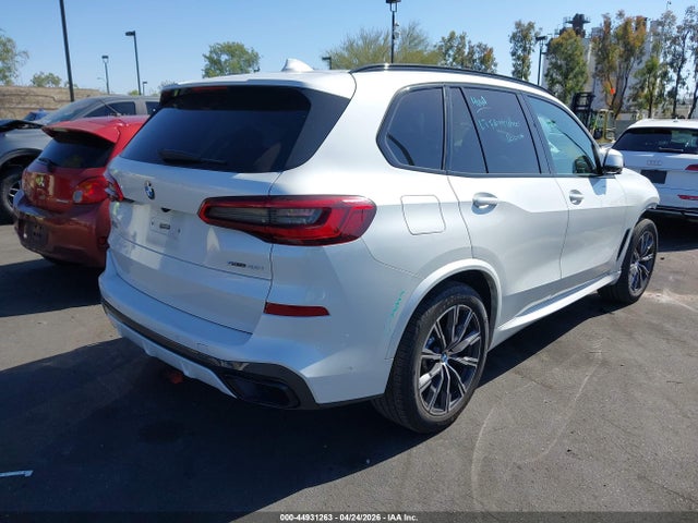 5UXCR4C04LLE31046 BMW X5 Sdrive40i