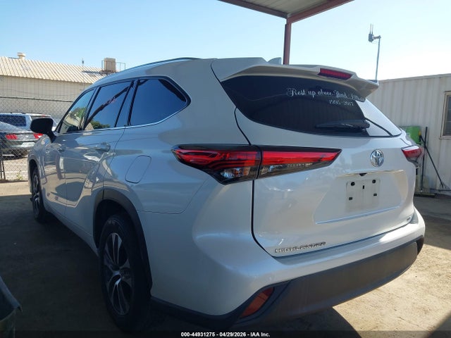 Toyota Highlander Xle 2020 5TDHZRAH6LS501526 Image 3