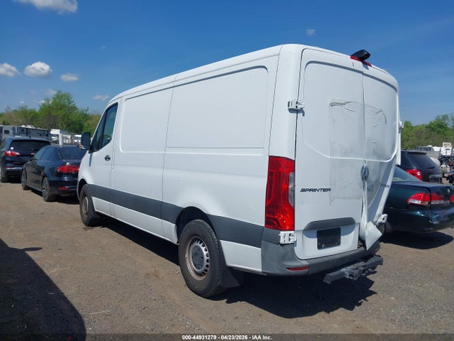 44931279 :رقم المزاد ، W1Y4DBHY6NT094043 vin ، 2022 Mercedes-benz Sprinter 2500 Standard Roof I4 Diesel مزاد بيع