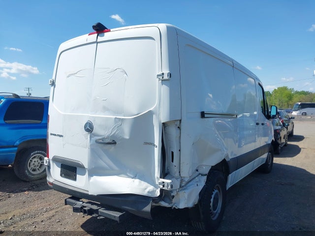 44931279 :رقم المزاد ، W1Y4DBHY6NT094043 vin ، 2022 Mercedes-benz Sprinter 2500 Standard Roof I4 Diesel مزاد بيع