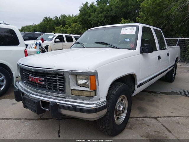 44931284 :رقم المزاد ، 1GTGC33F4WF014707 vin ، 1998 Gmc Sierra 3500 Hd Sl مزاد بيع