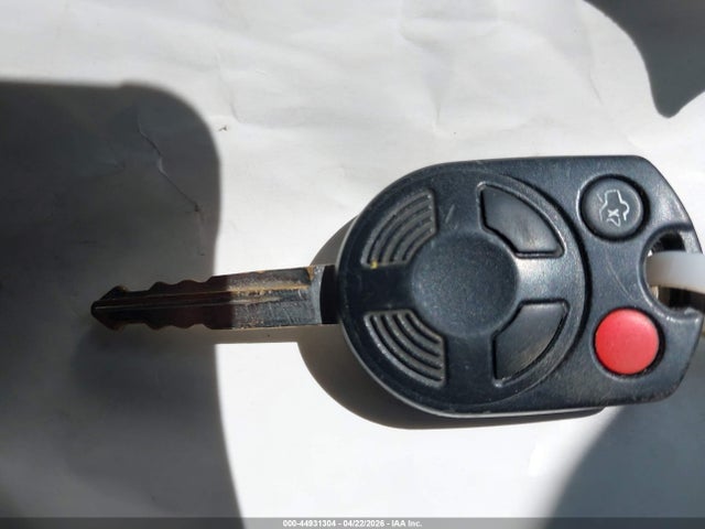 44931304 :رقم المزاد ، 3FADP0L38BR335485 vin ، 2011 Ford Fusion Hybrid مزاد بيع
