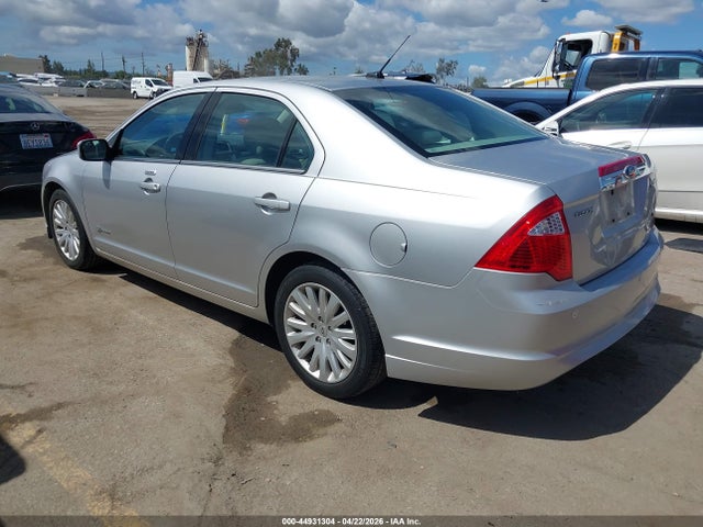 44931304 :رقم المزاد ، 3FADP0L38BR335485 vin ، 2011 Ford Fusion Hybrid مزاد بيع