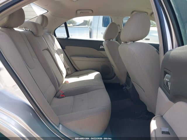 44931304 :رقم المزاد ، 3FADP0L38BR335485 vin ، 2011 Ford Fusion Hybrid مزاد بيع