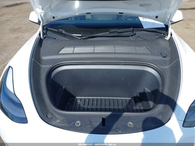 2023 Tesla Model Y Rwd მანქანა იყიდება აუქციონზე, vin: 7SAYGDED4PF923078, აუქციონის ნომერი: 44931317