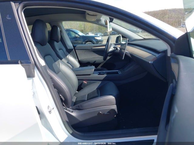 2023 Tesla Model Y Rwd მანქანა იყიდება აუქციონზე, vin: 7SAYGDED4PF923078, აუქციონის ნომერი: 44931317