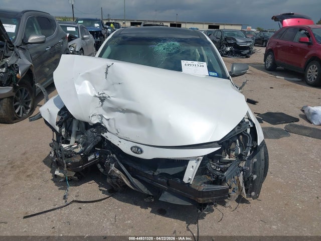 44931320 :رقم المزاد ، 5XXGR4A62FG418047 vin ، 2015 Kia Optima Sxl Turbo مزاد بيع