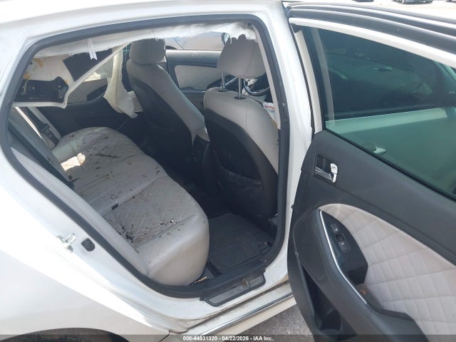 44931320 :رقم المزاد ، 5XXGR4A62FG418047 vin ، 2015 Kia Optima Sxl Turbo مزاد بيع