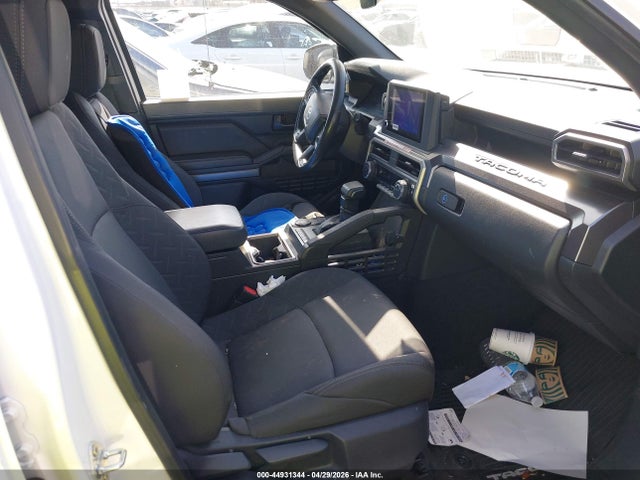 3TMKB5FNXSM025636 Toyota Tacoma Sr5